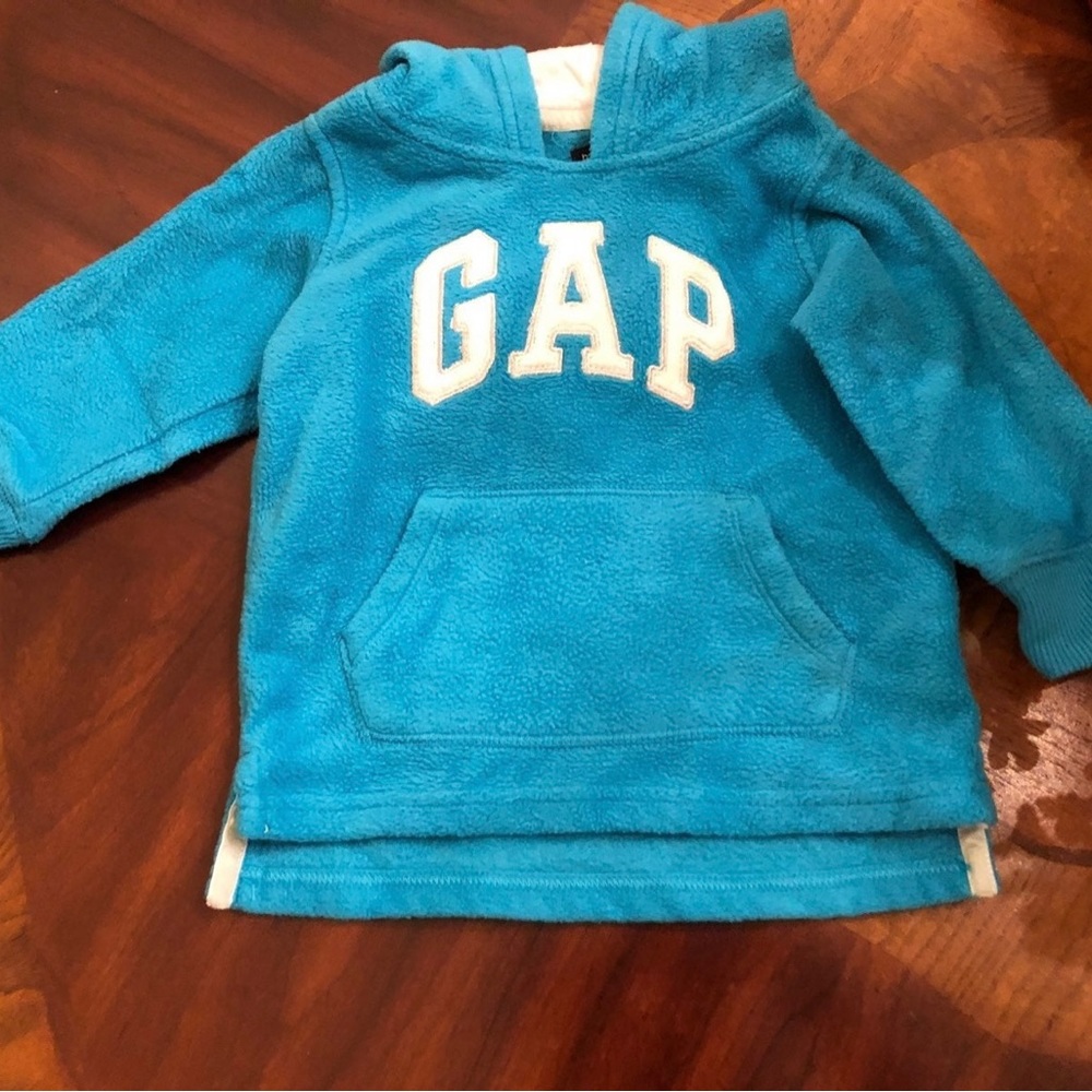 Baby Gap hoodie with pocket size 12 months